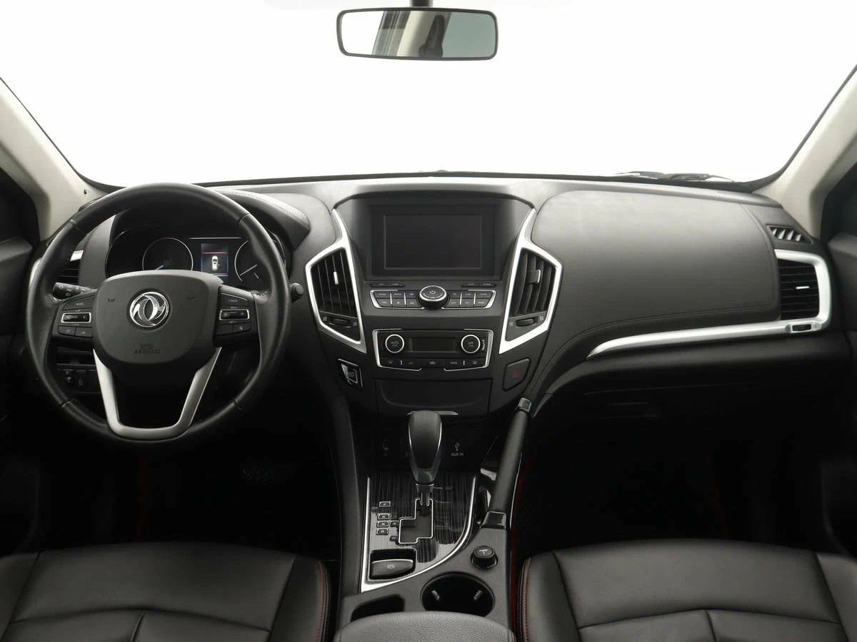 Dongfeng AX7