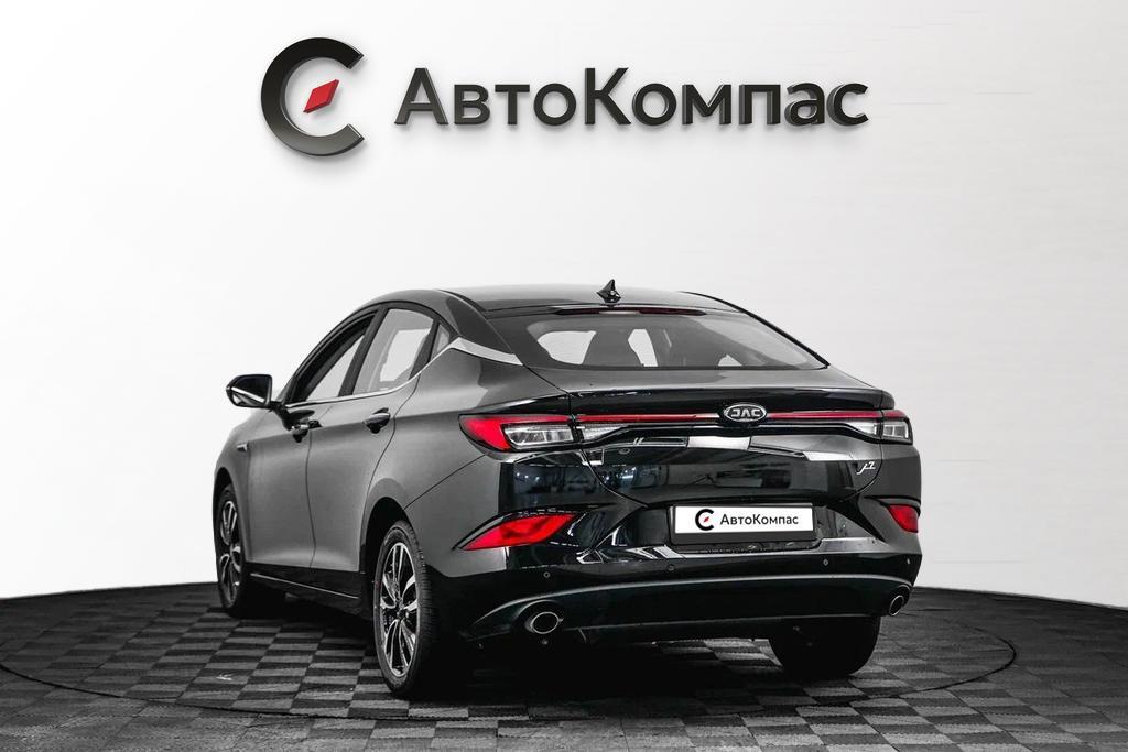 JAC J7