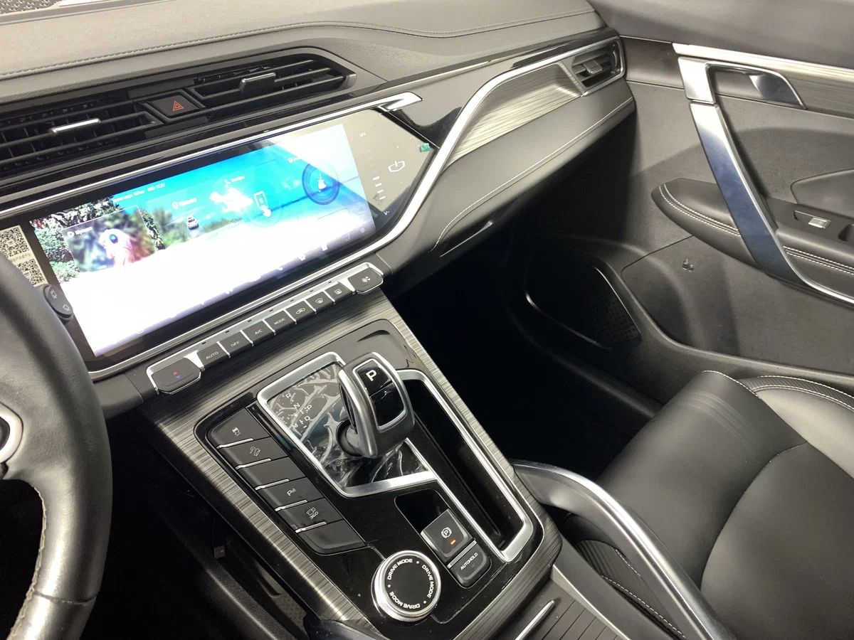Geely Atlas Pro