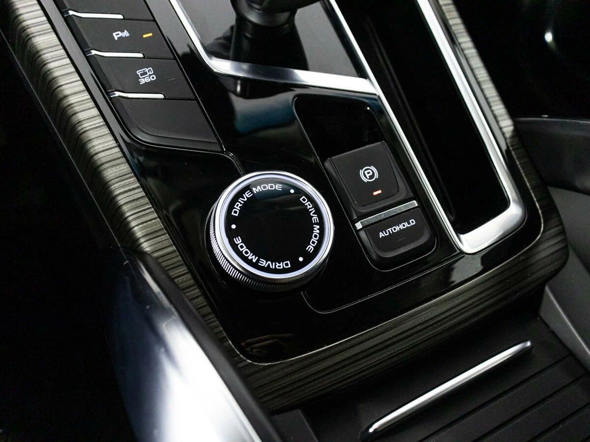Geely Atlas Pro