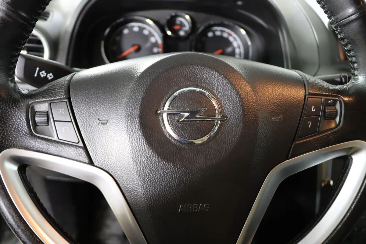 Opel Antara