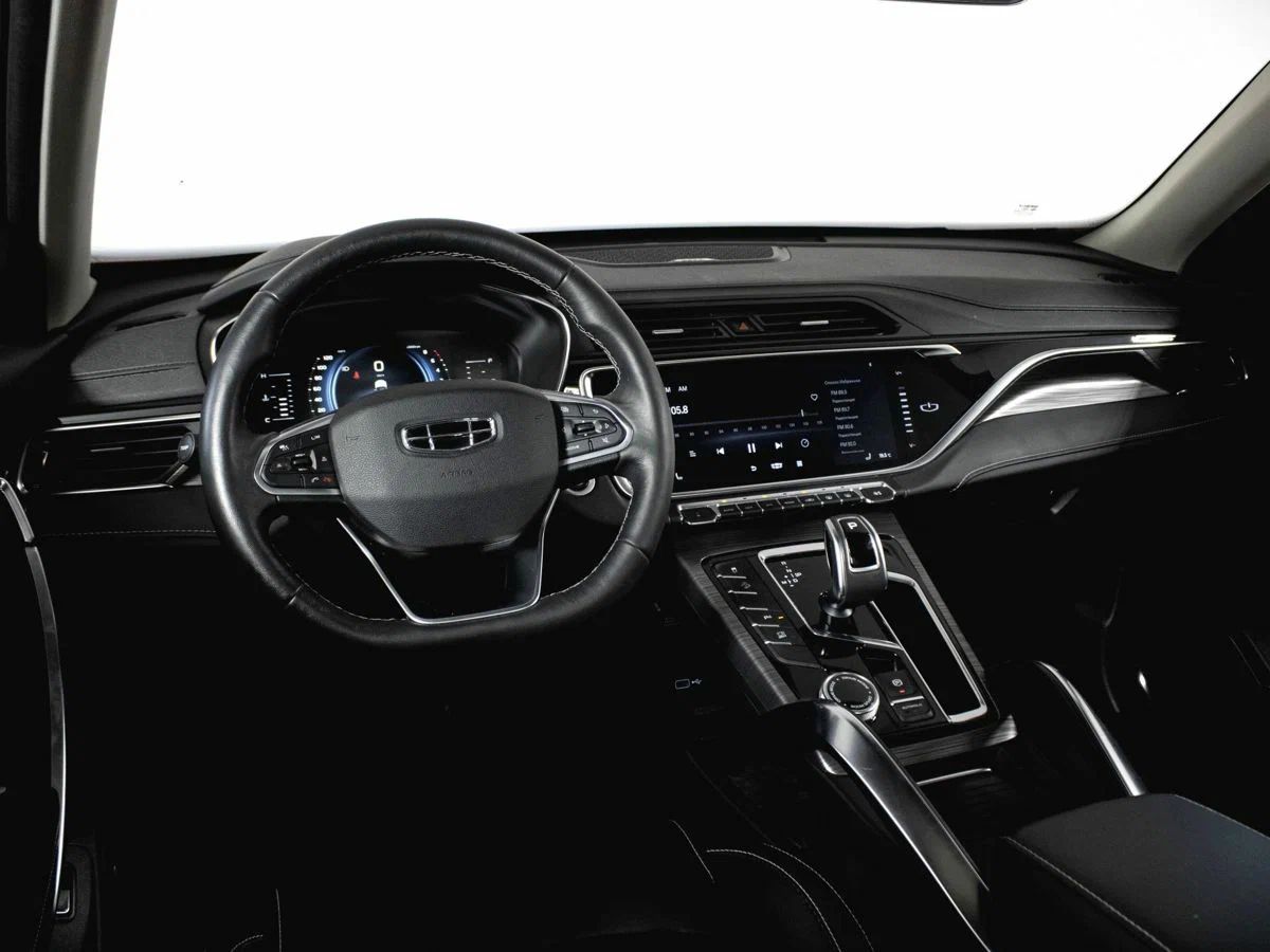 Geely Atlas Pro
