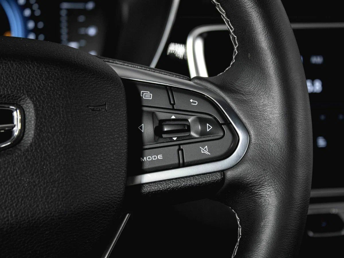 Geely Atlas Pro
