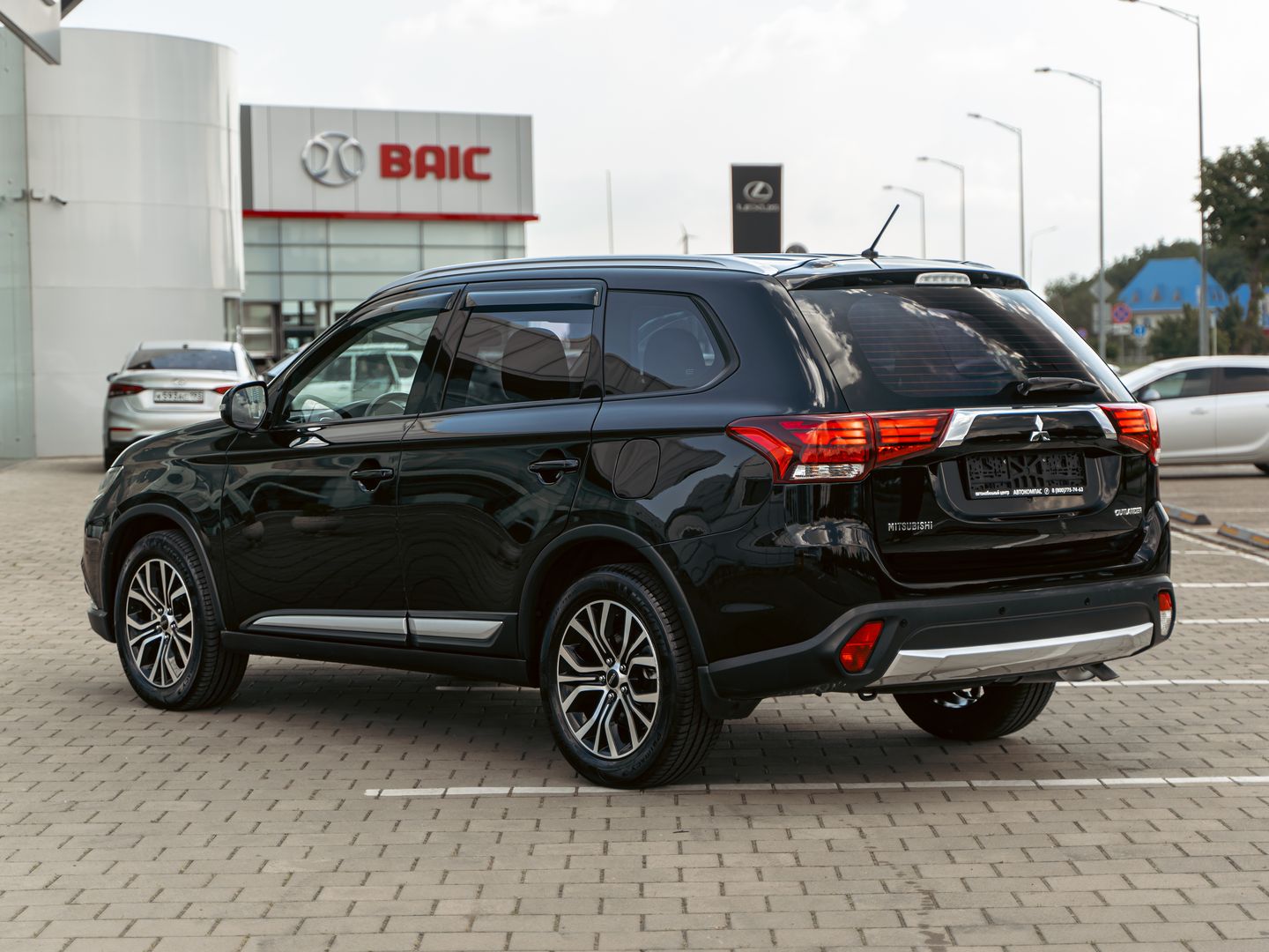 Mitsubishi Outlander