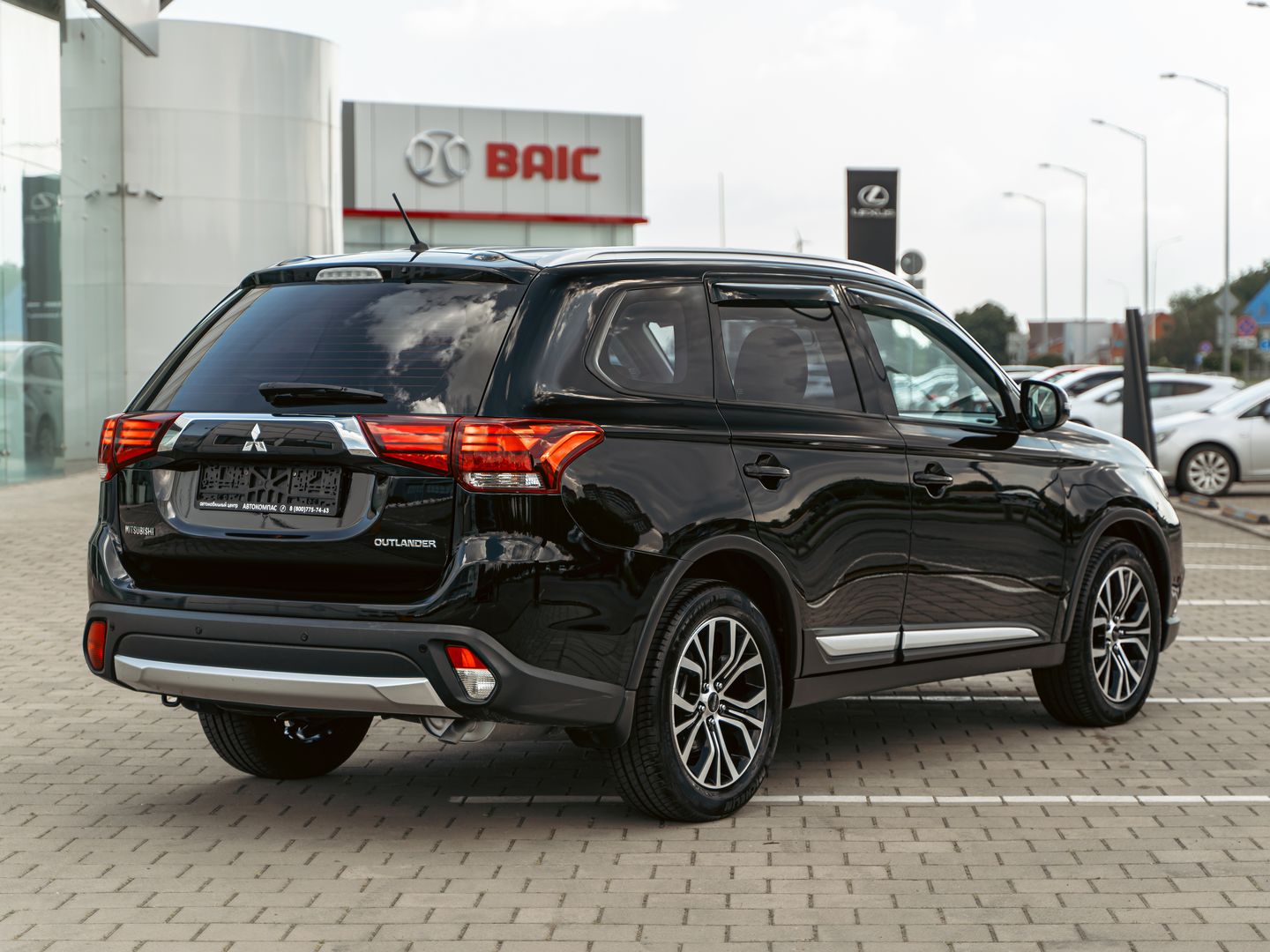 Mitsubishi Outlander