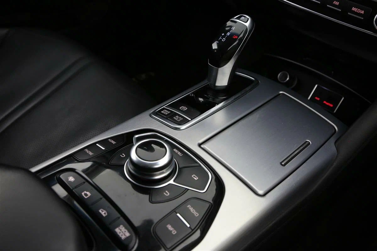 Kia Quoris