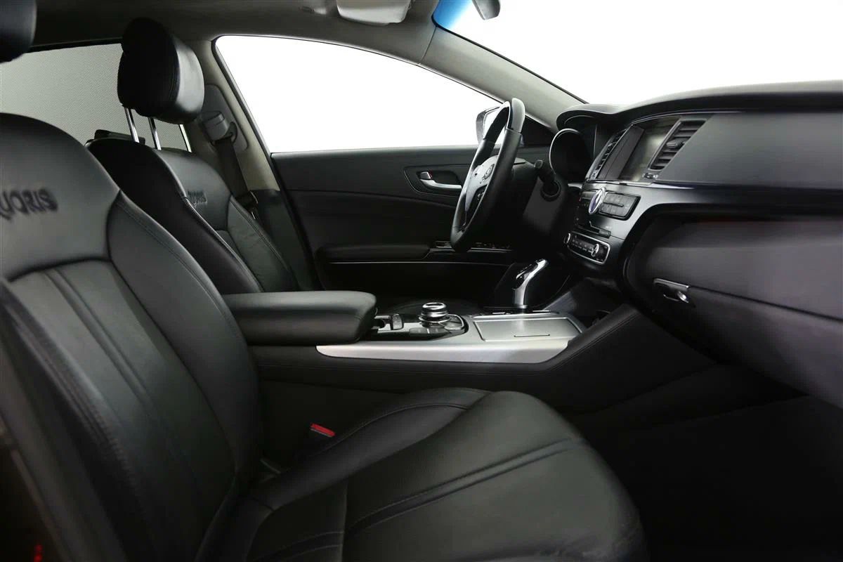 Kia Quoris