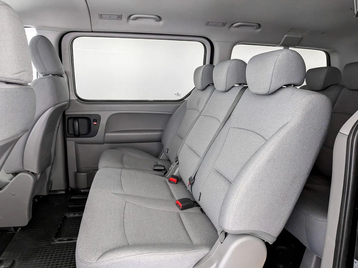 Hyundai H-1