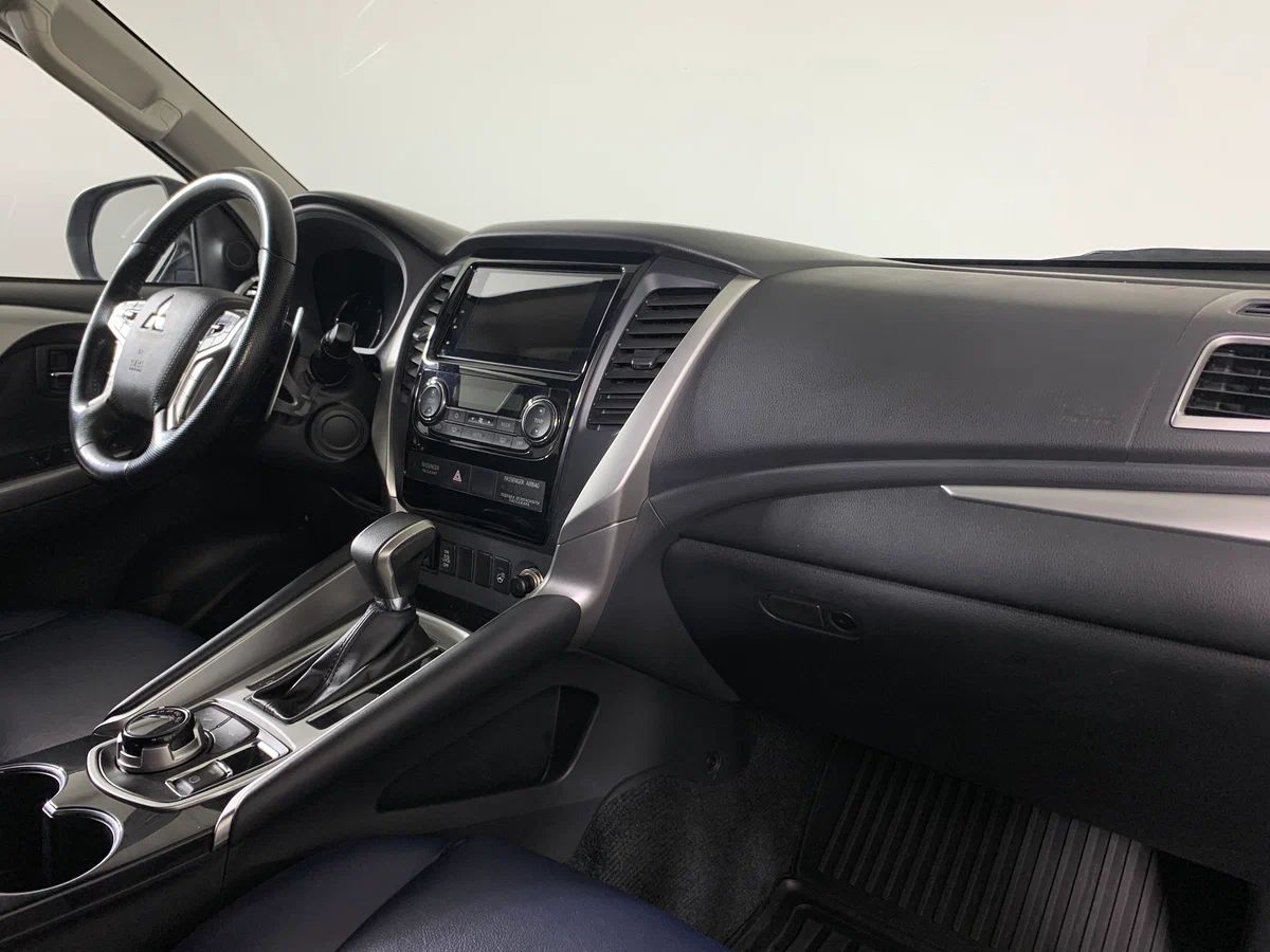 Mitsubishi Pajero Sport