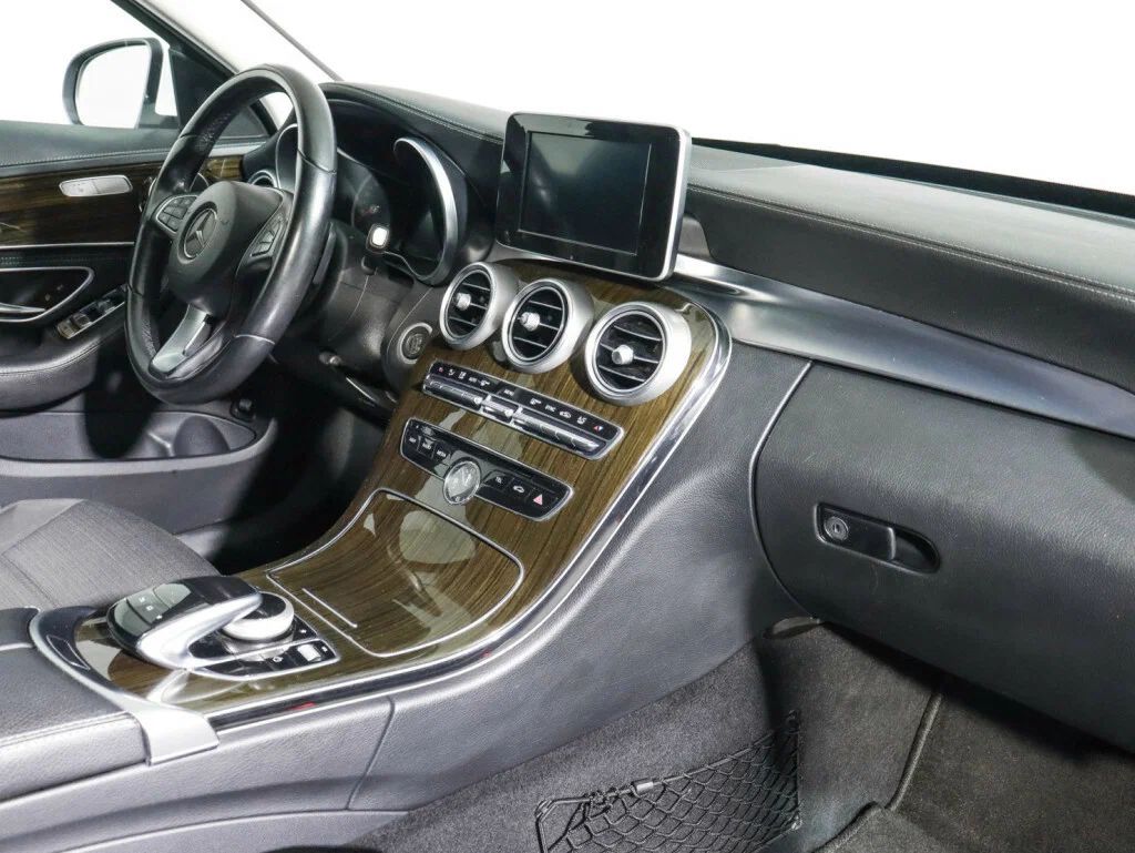 Mercedes-Benz C-Класс