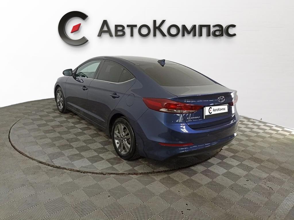 Hyundai Elantra