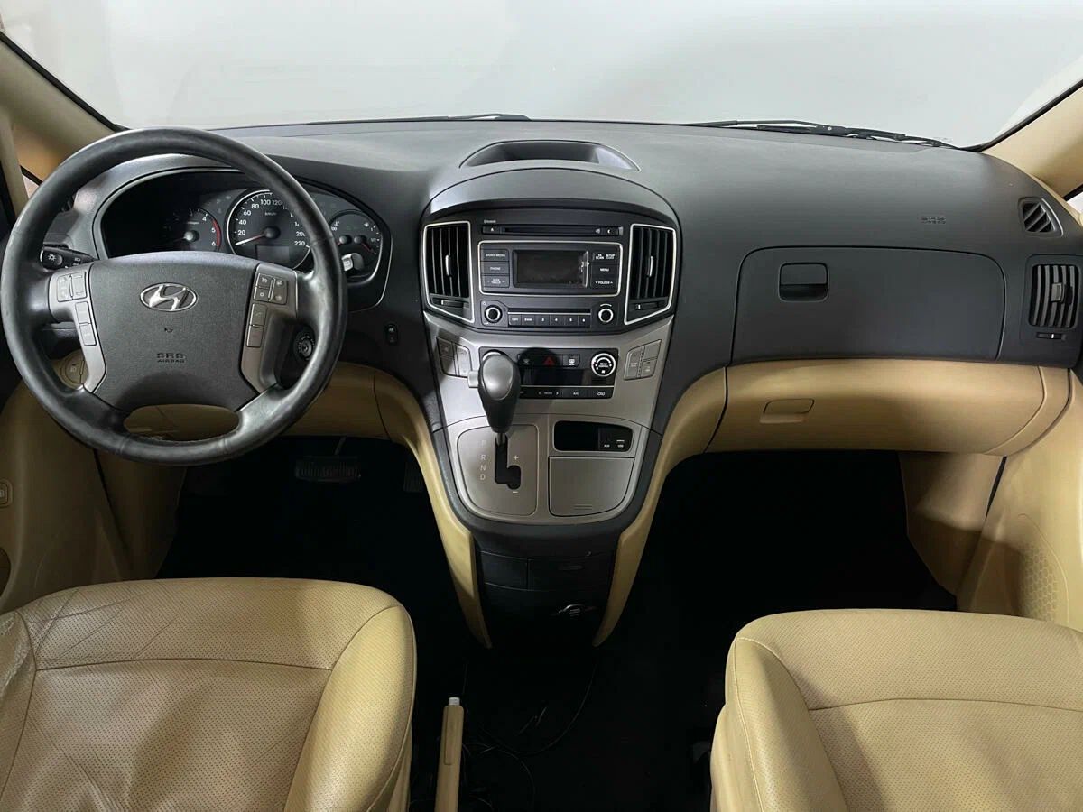 Hyundai H-1