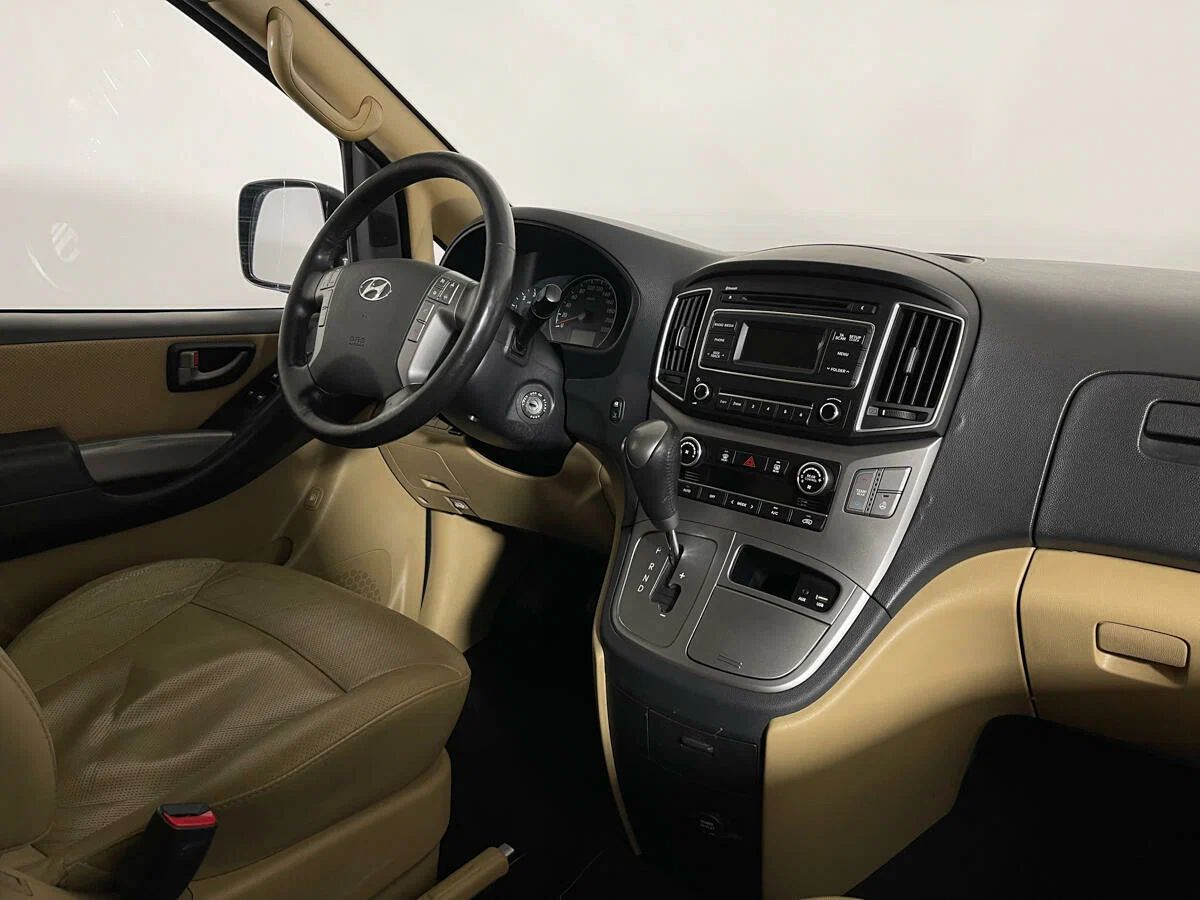 Hyundai H-1