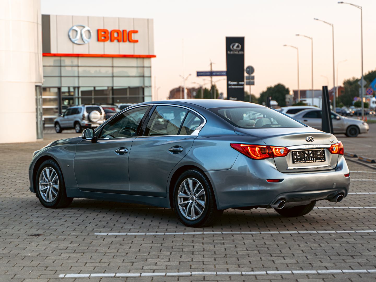 Infiniti Q50