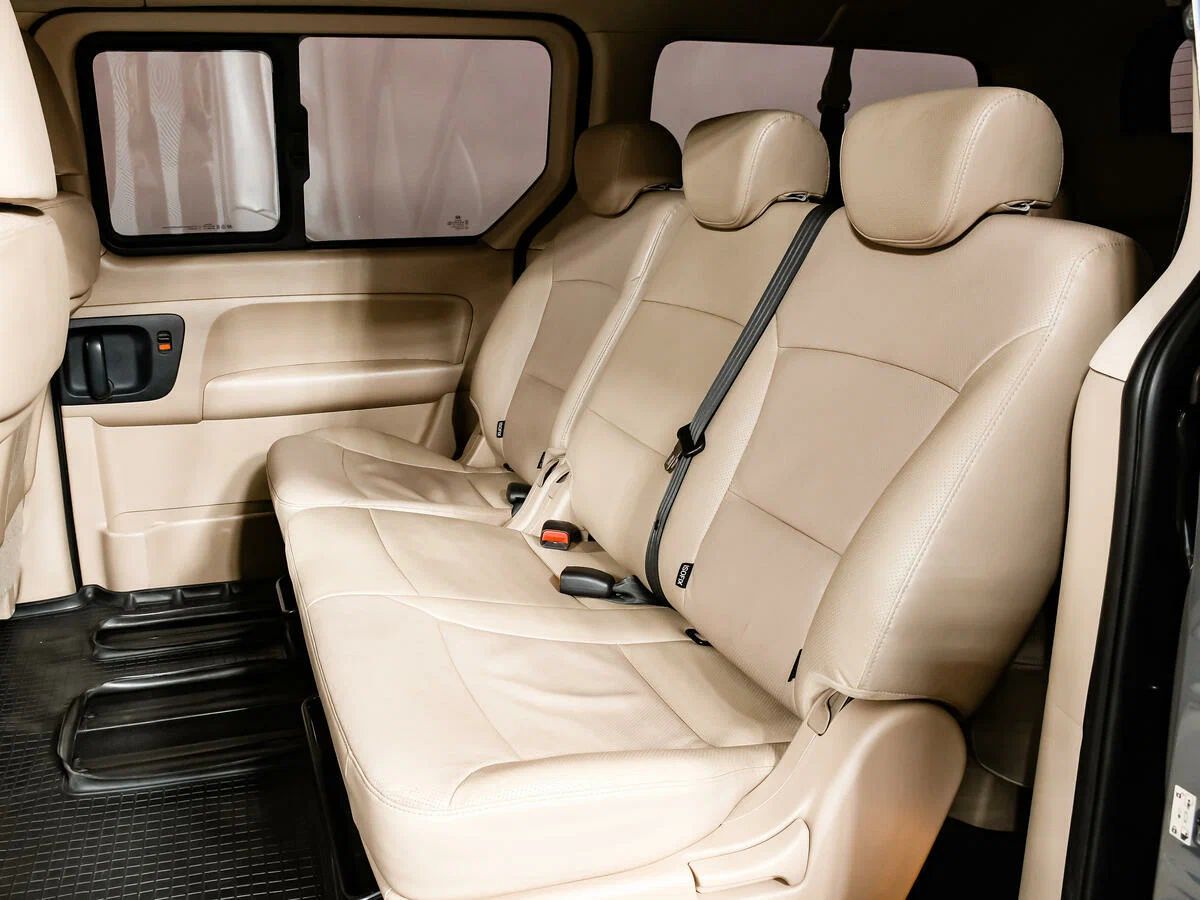 Hyundai H-1