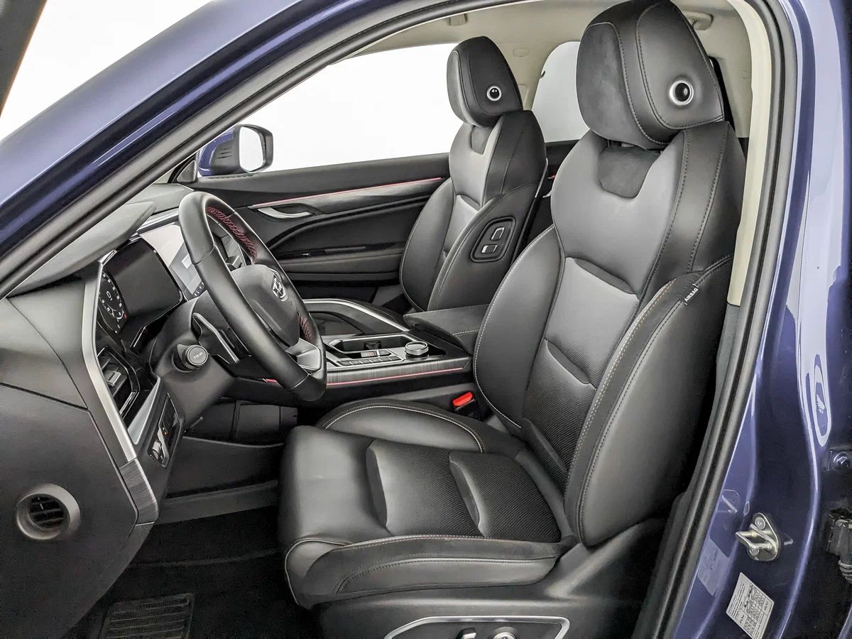 Geely Tugella