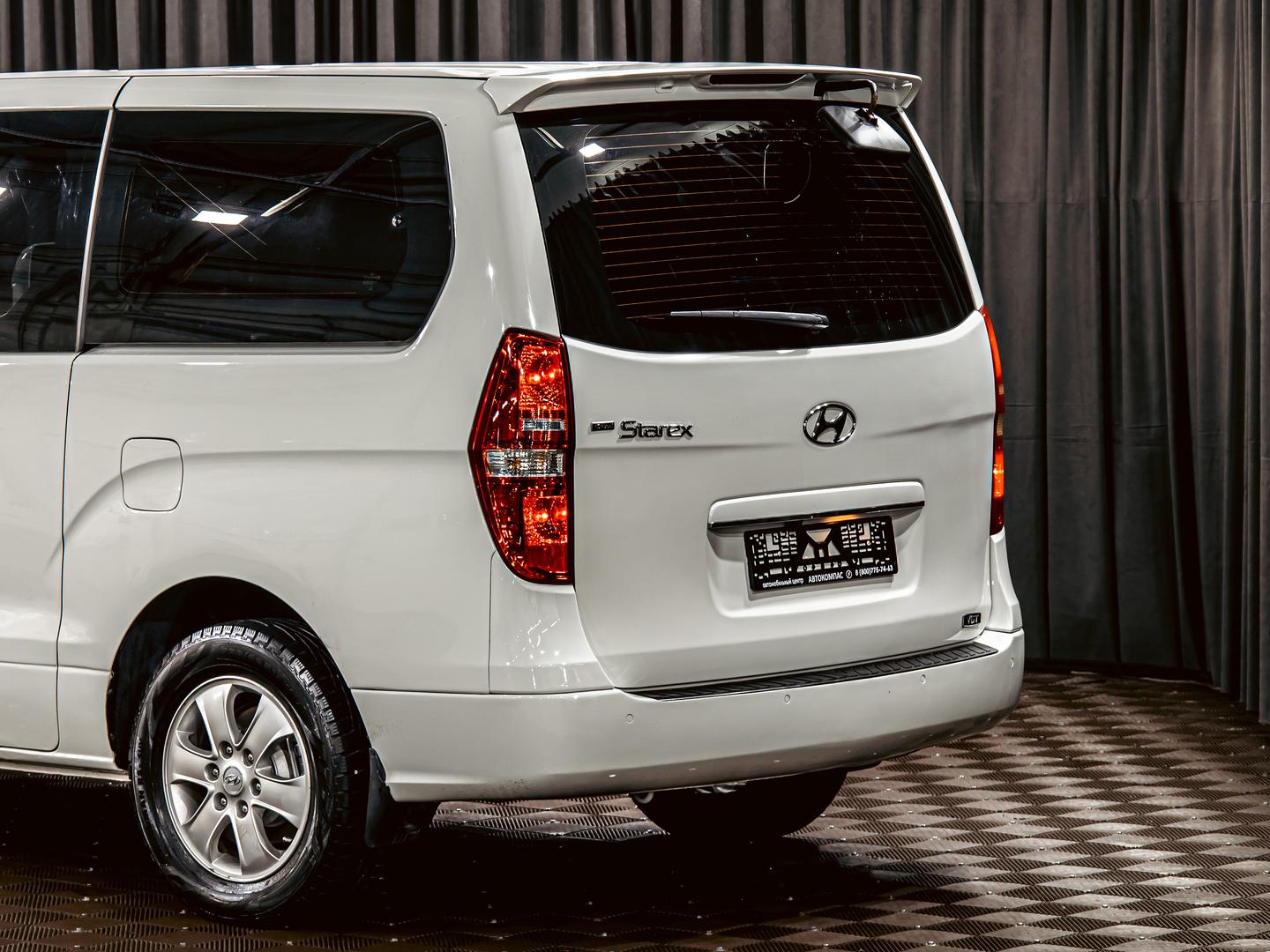 Hyundai Grand Starex