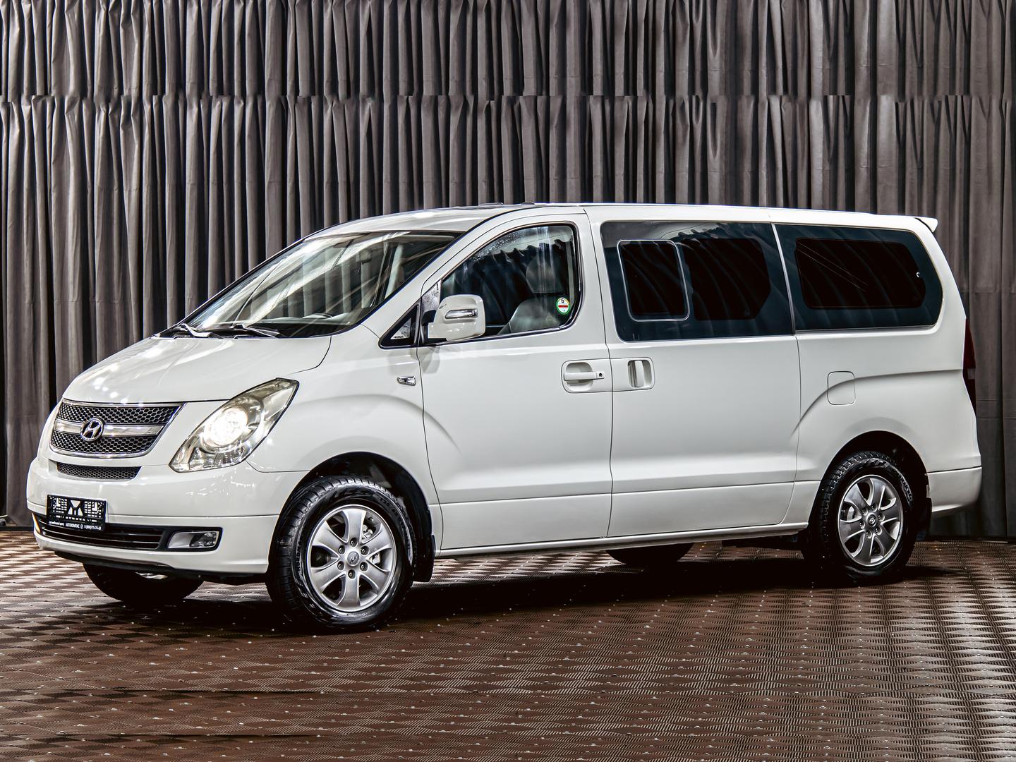 Hyundai Grand Starex
