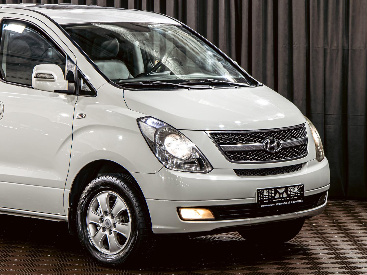 Hyundai Grand Starex
