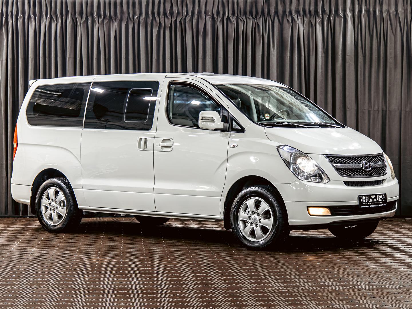 Hyundai Grand Starex
