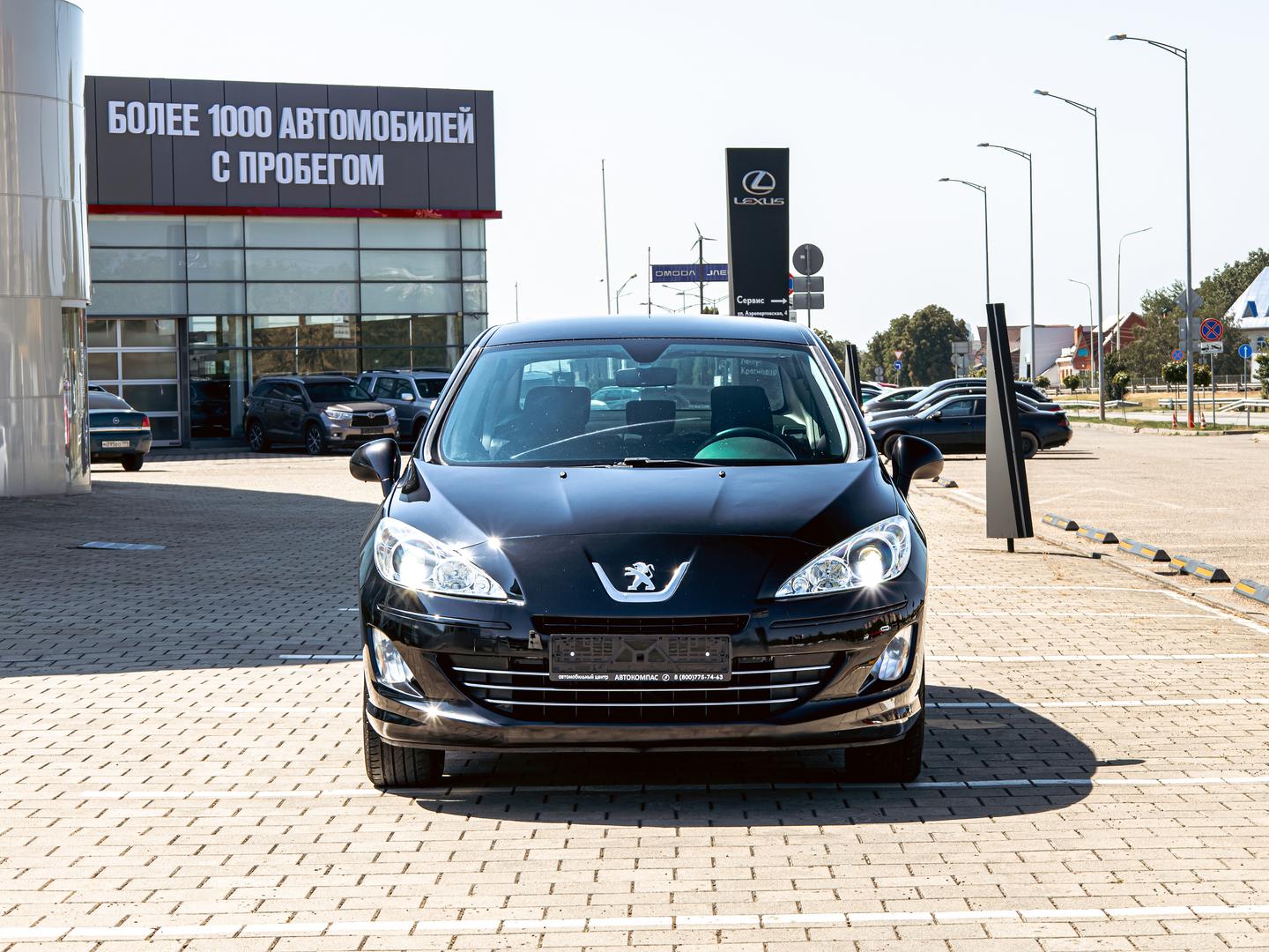 Peugeot 408