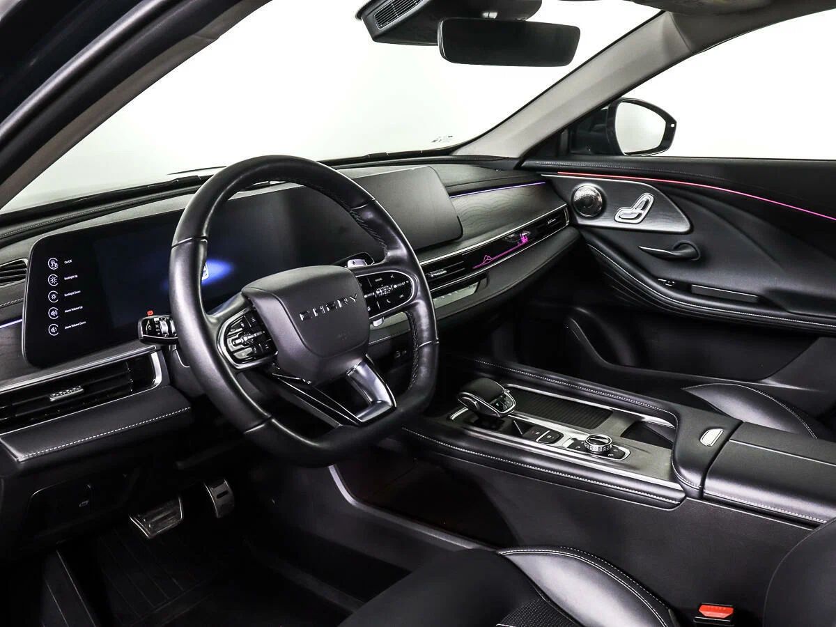 Chery Arrizo 8