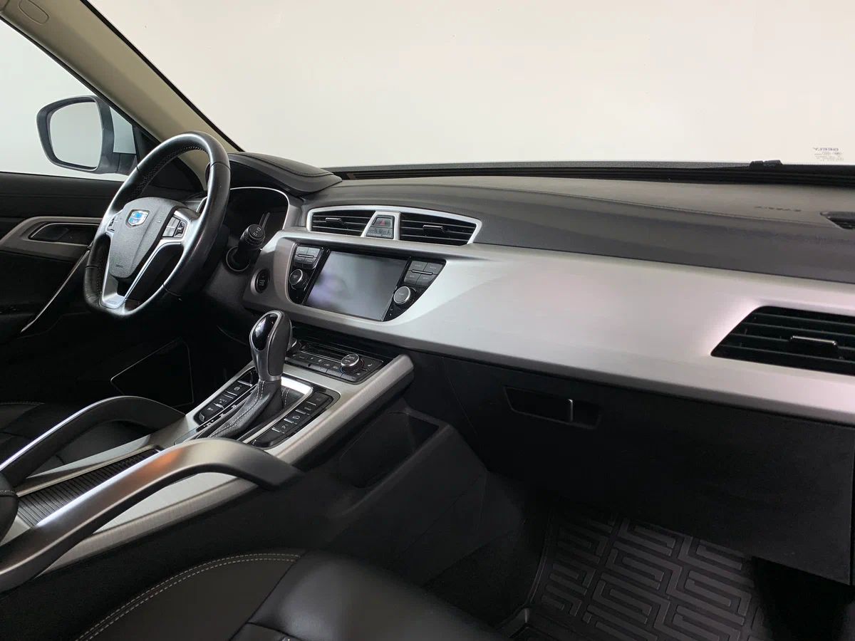 Geely Atlas