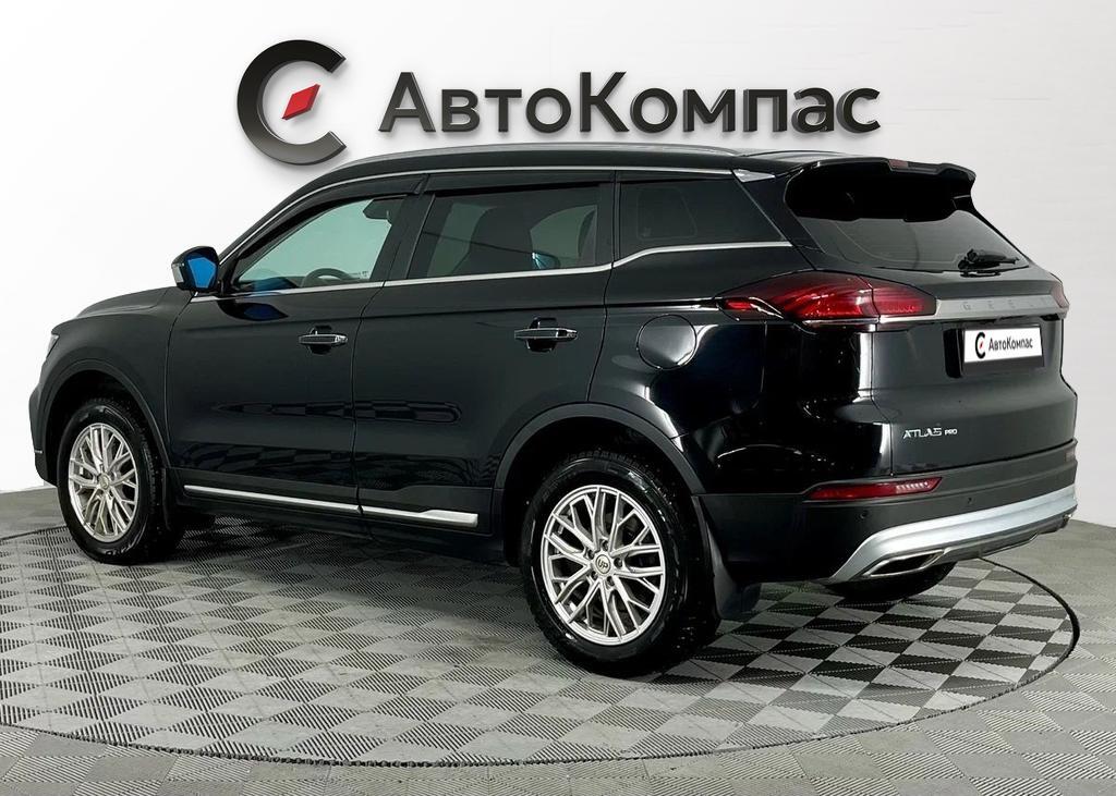 Geely Atlas Pro