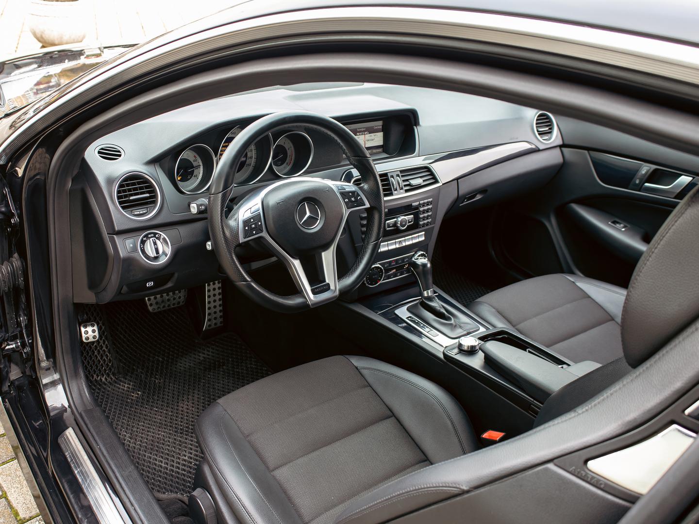 Mercedes-Benz C-Класс