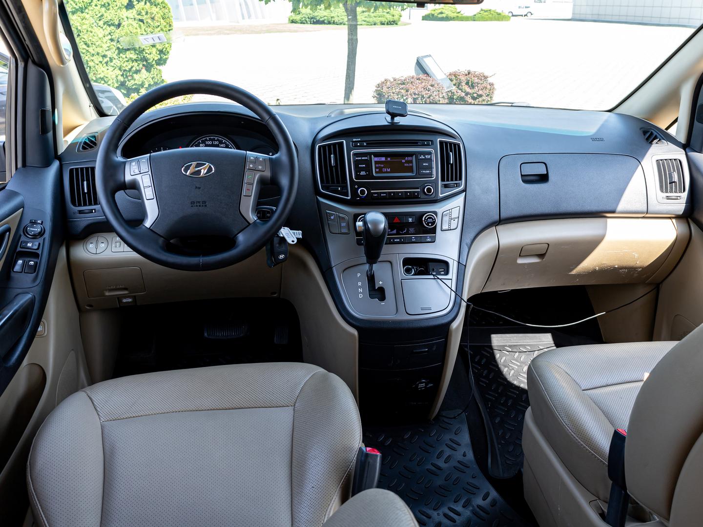 Hyundai H-1