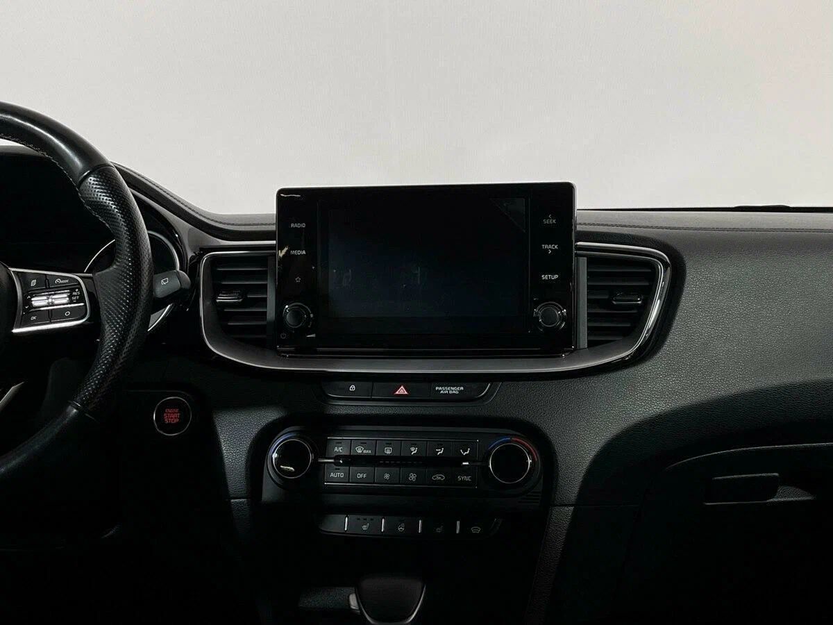 Kia Proceed