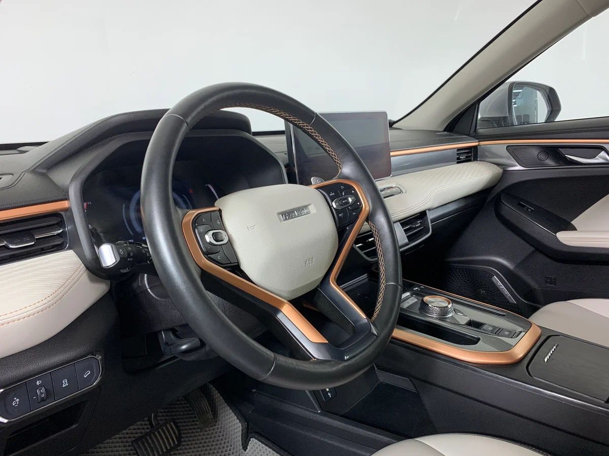 Haval Jolion