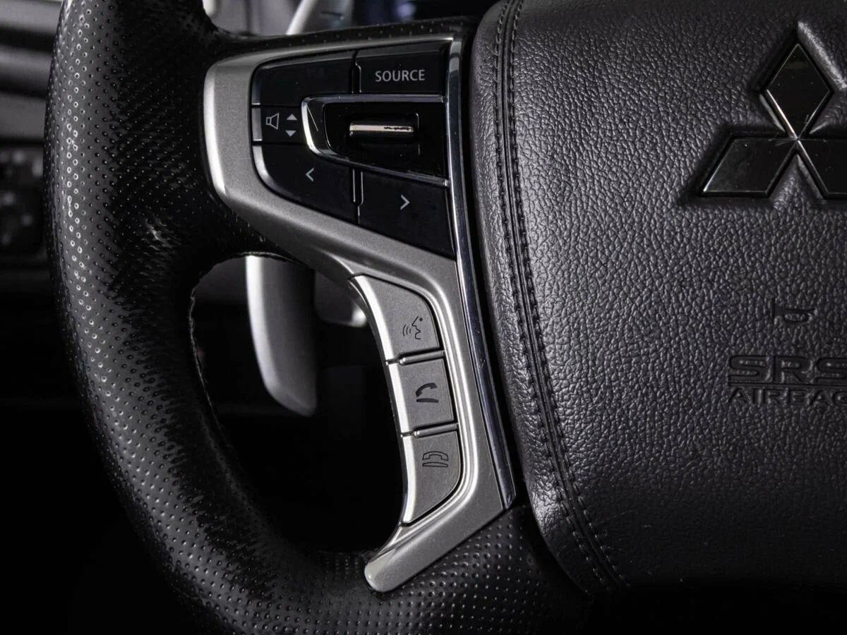 Mitsubishi Pajero Sport