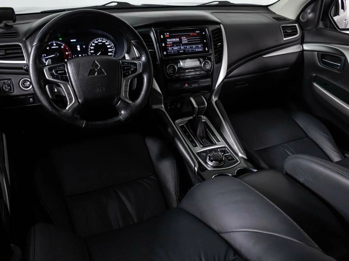 Mitsubishi Pajero Sport
