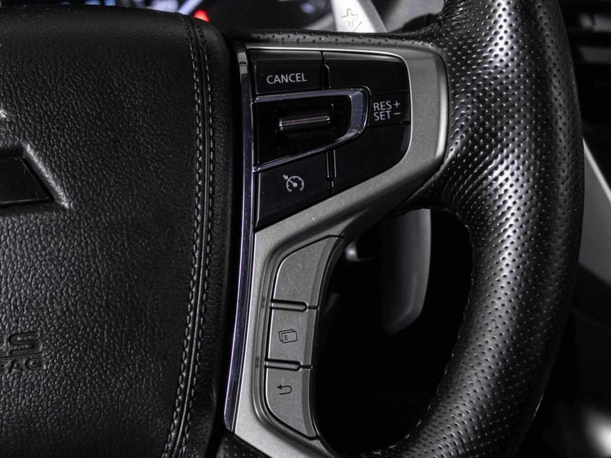 Mitsubishi Pajero Sport