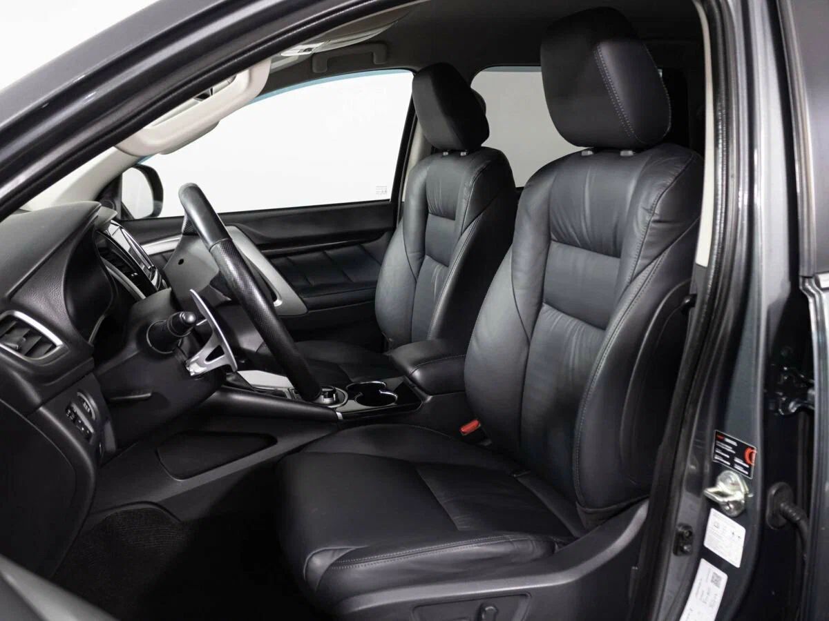Mitsubishi Pajero Sport