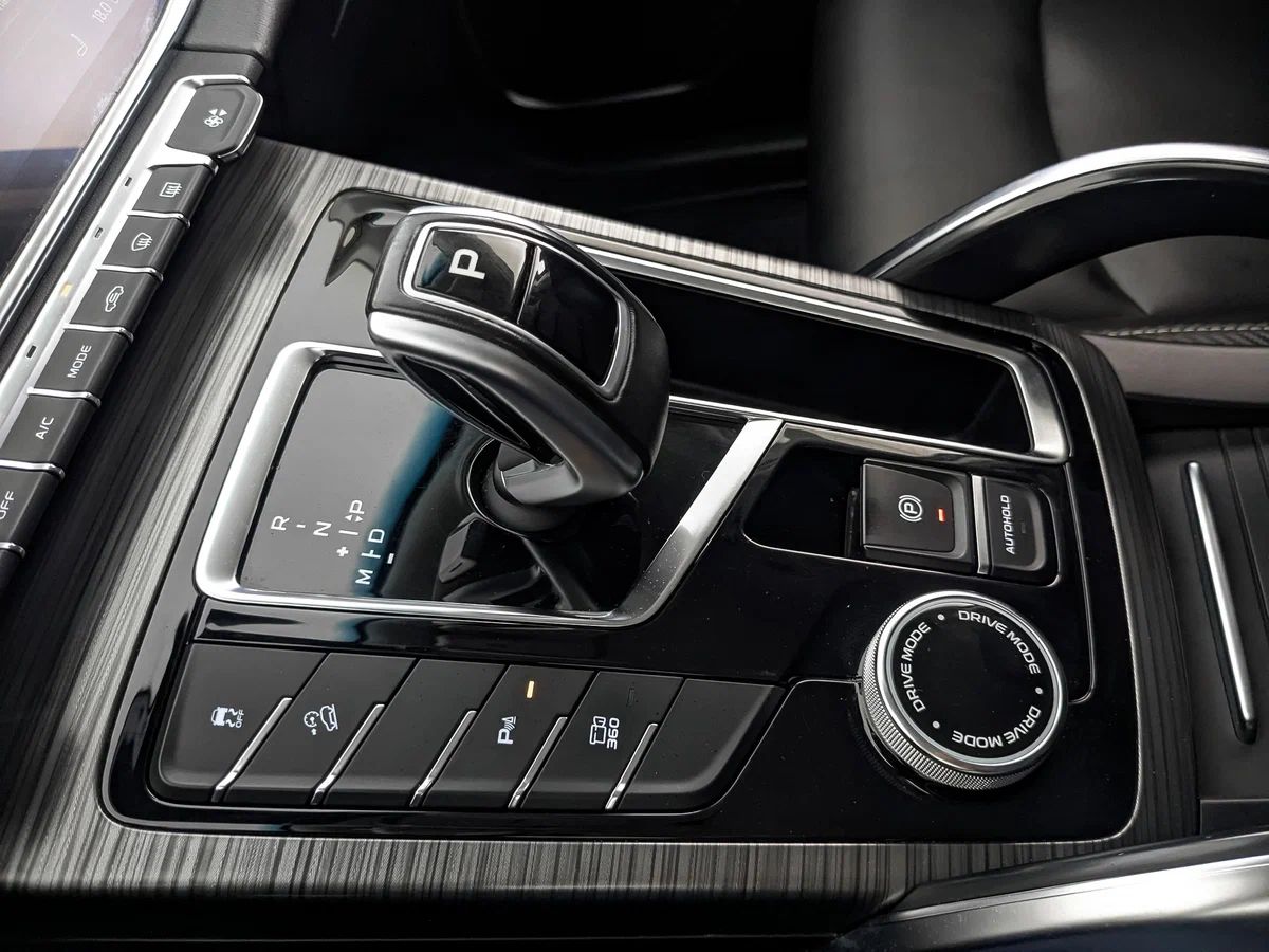 Geely Atlas Pro