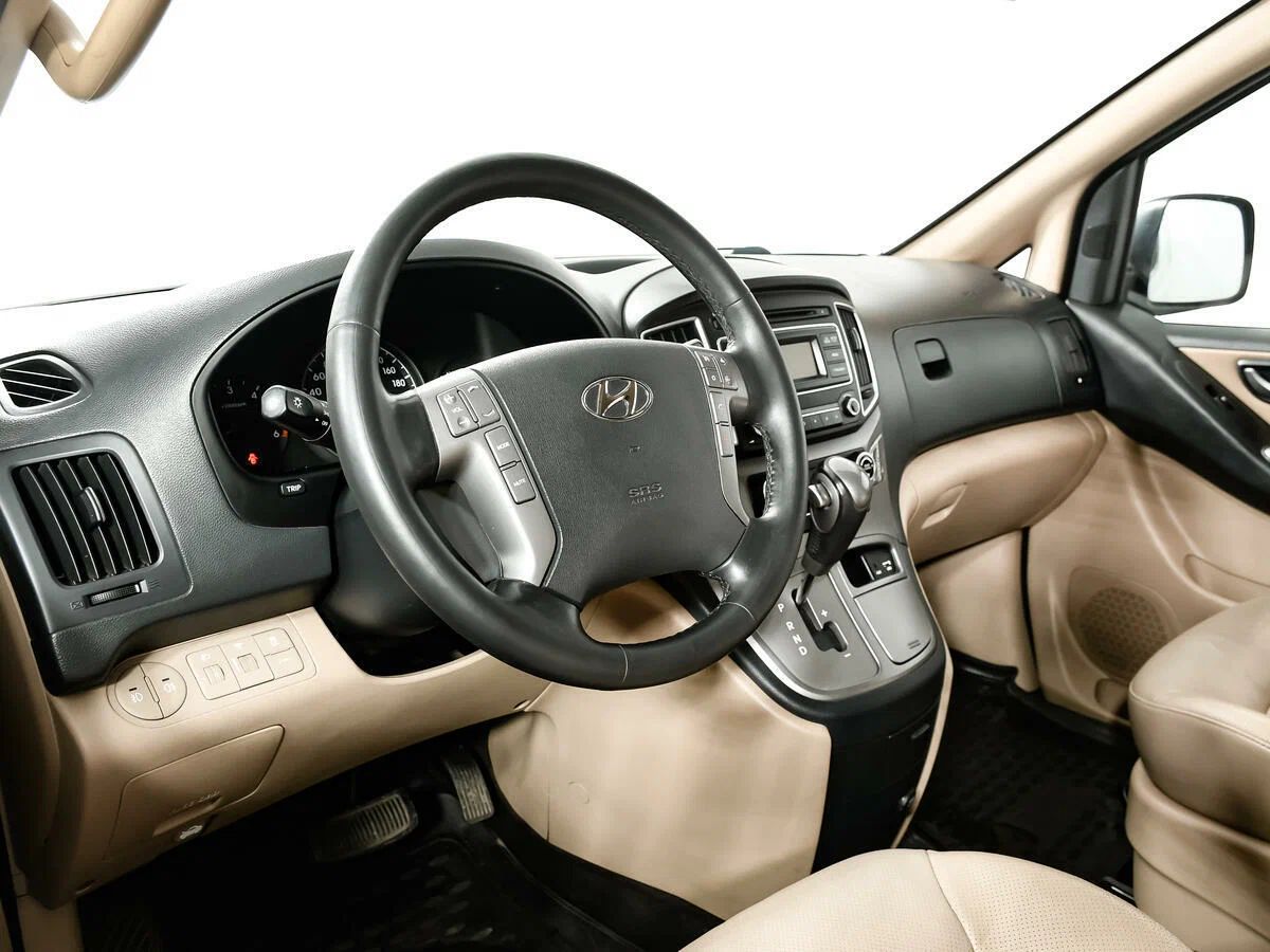 Hyundai H-1