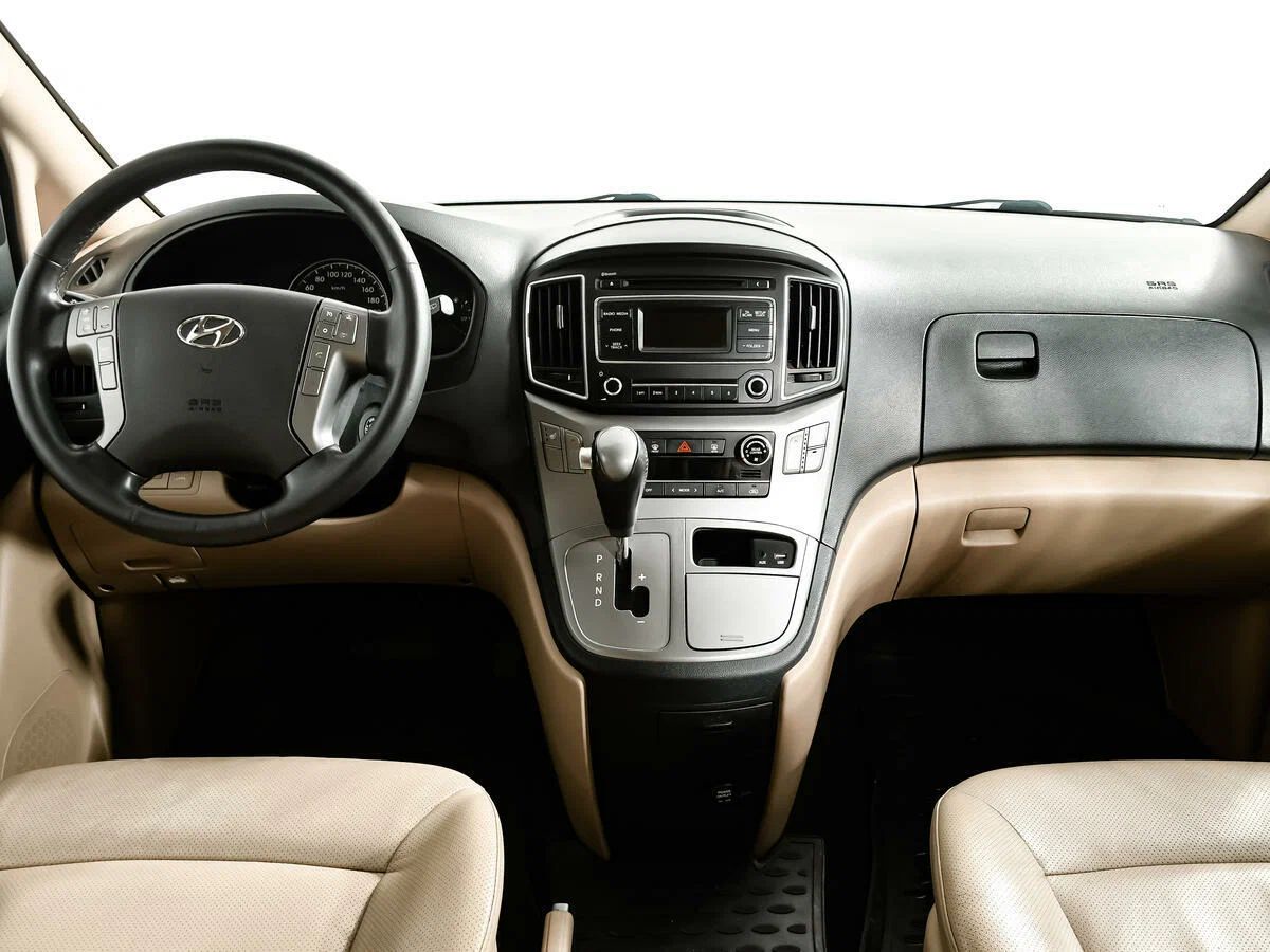 Hyundai H-1
