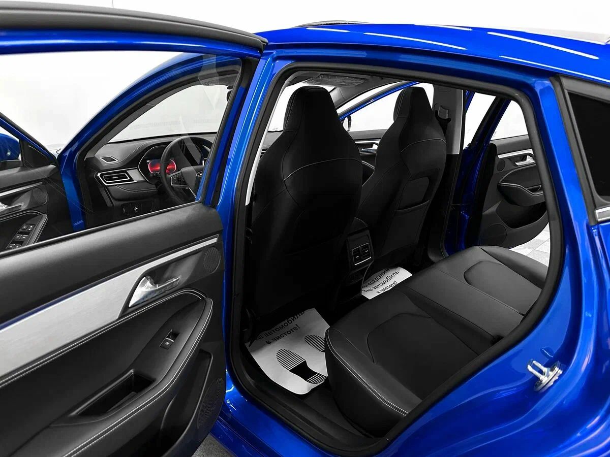 JAC J7