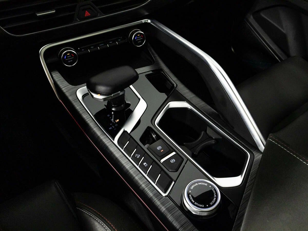 Geely Tugella
