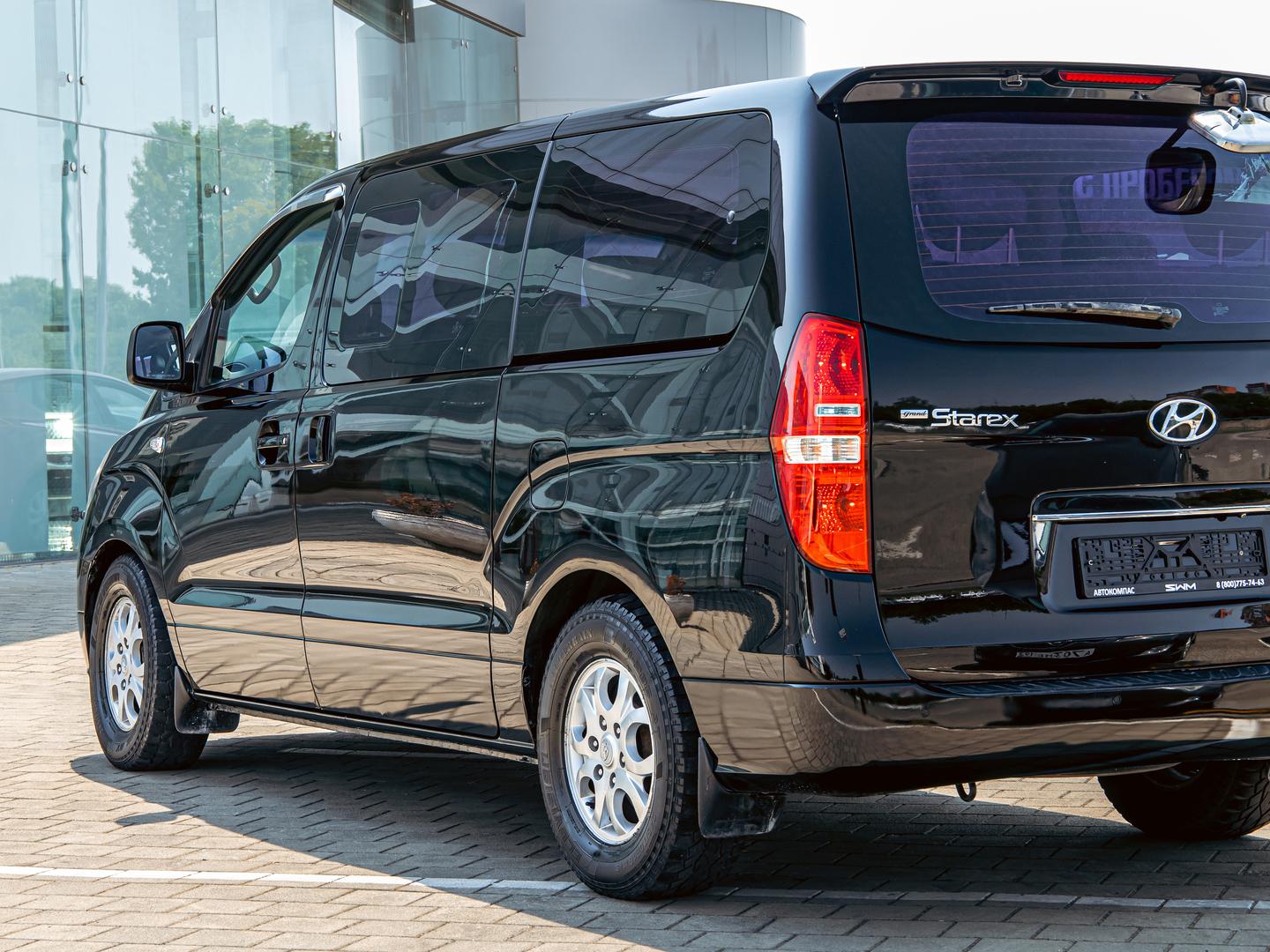 Hyundai Grand Starex