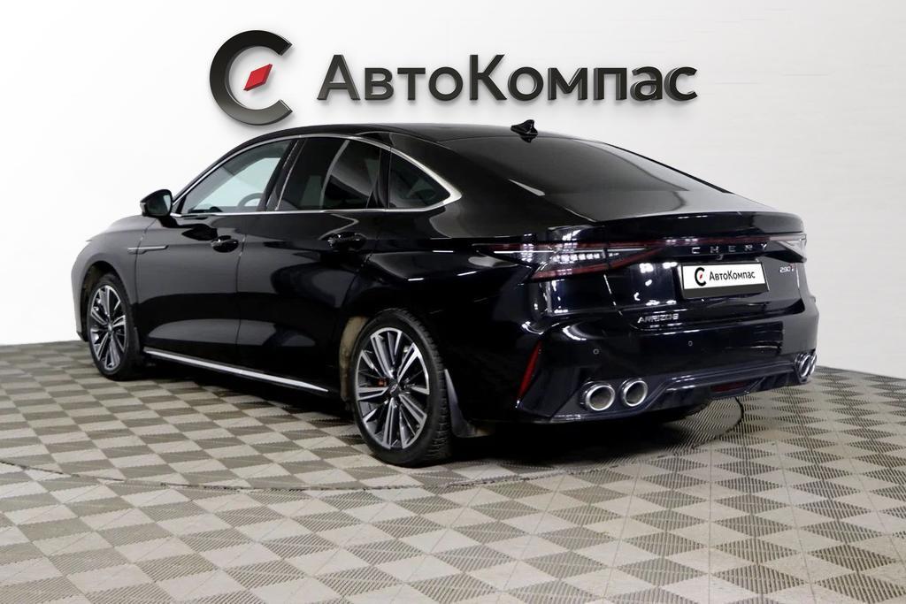 Chery Arrizo 8