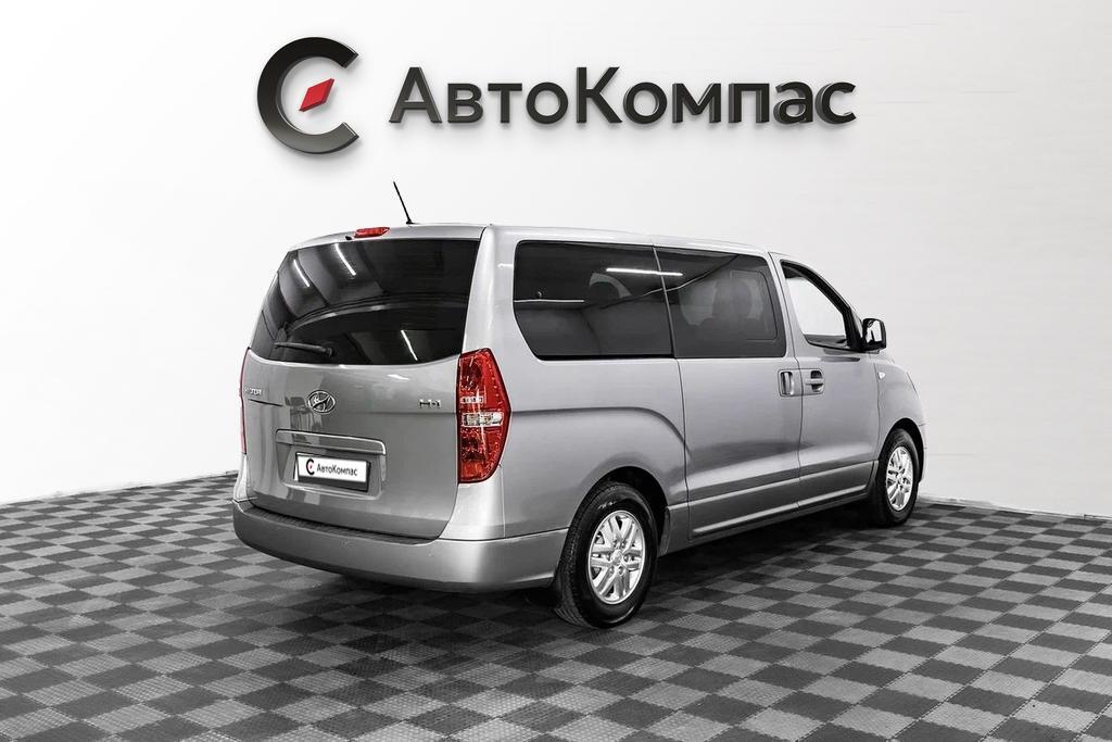 Hyundai H-1