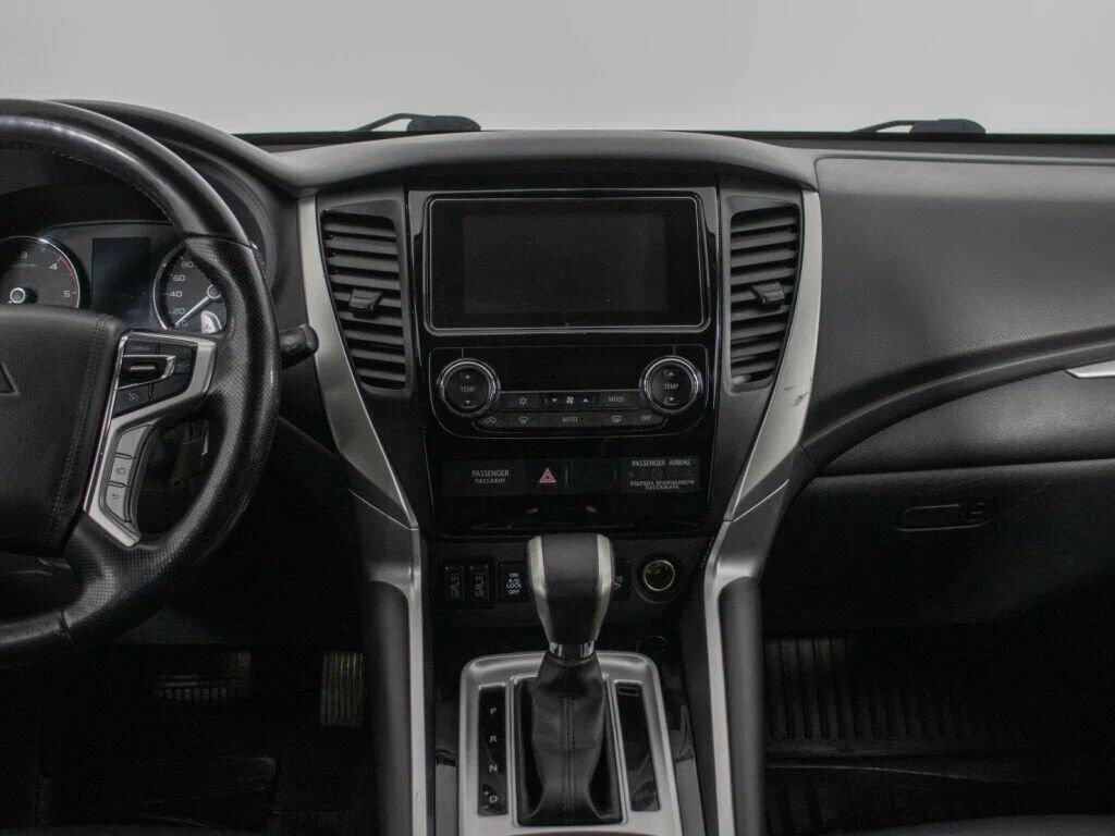 Mitsubishi Pajero Sport
