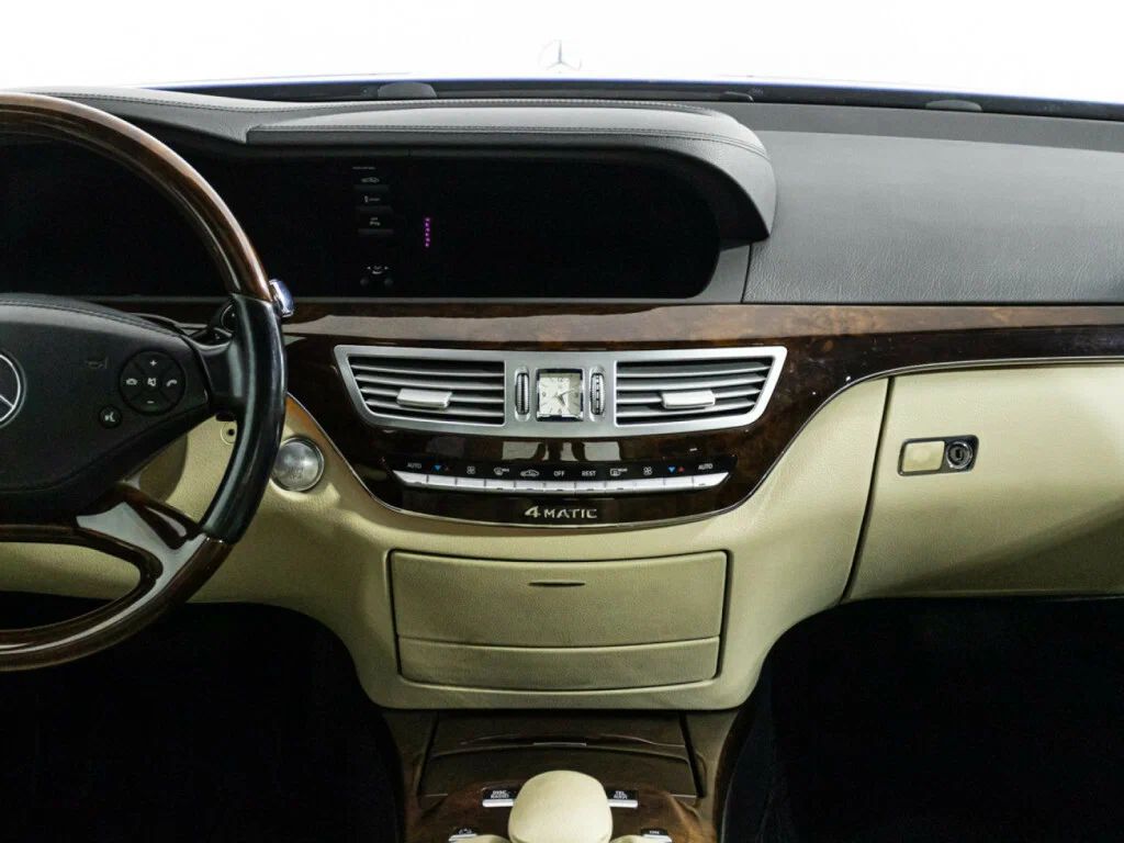 Mercedes-Benz S-Класс