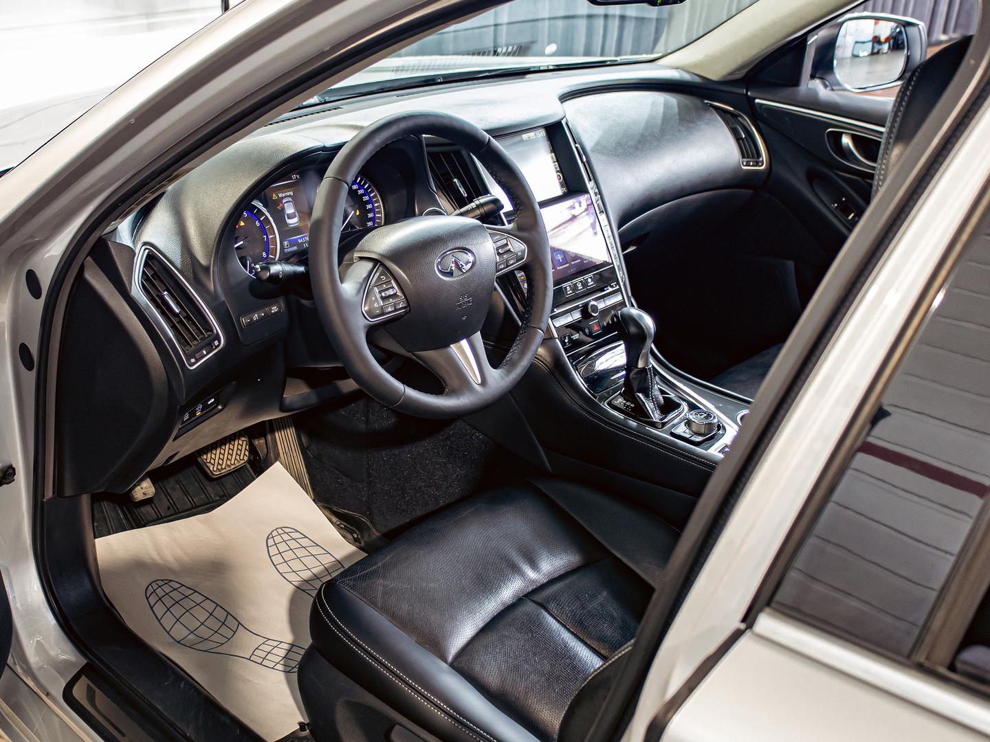 Infiniti Q50