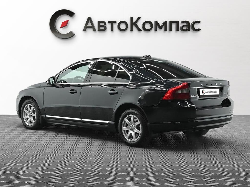 Volvo S80