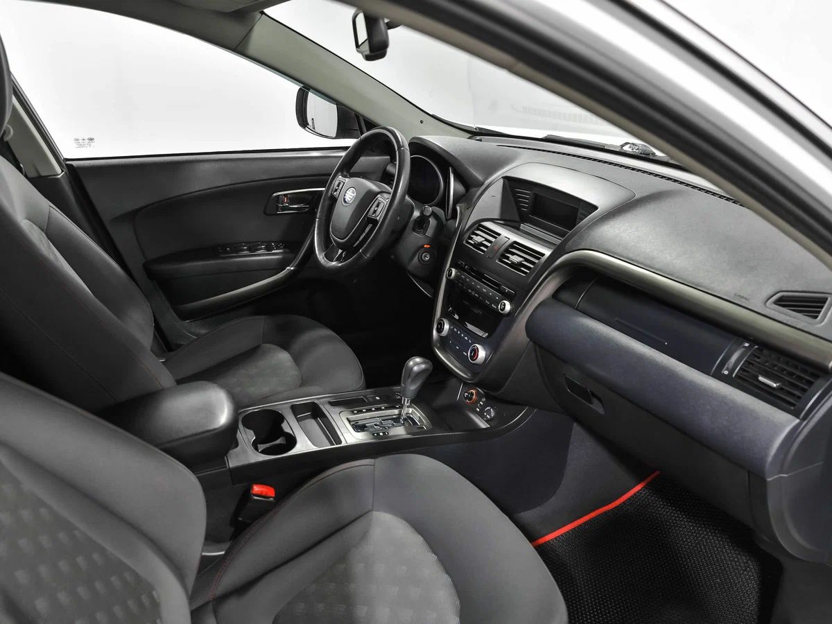 FAW Besturn X80