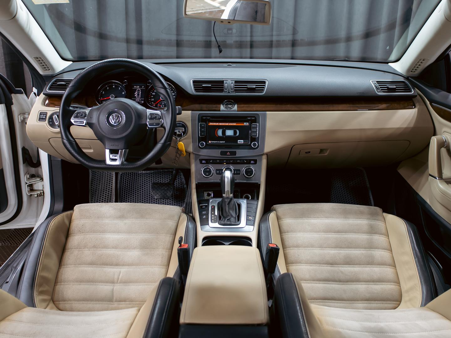 Volkswagen Passat CC